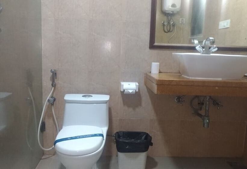 ホテル Hanu Reddy Residences Poes Garden