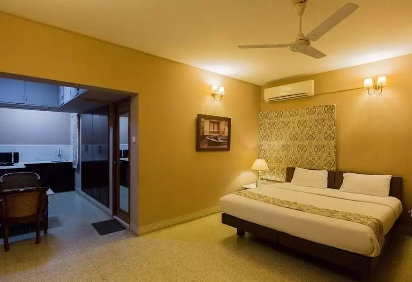 هتل Hanu Reddy Residences Poes Garden