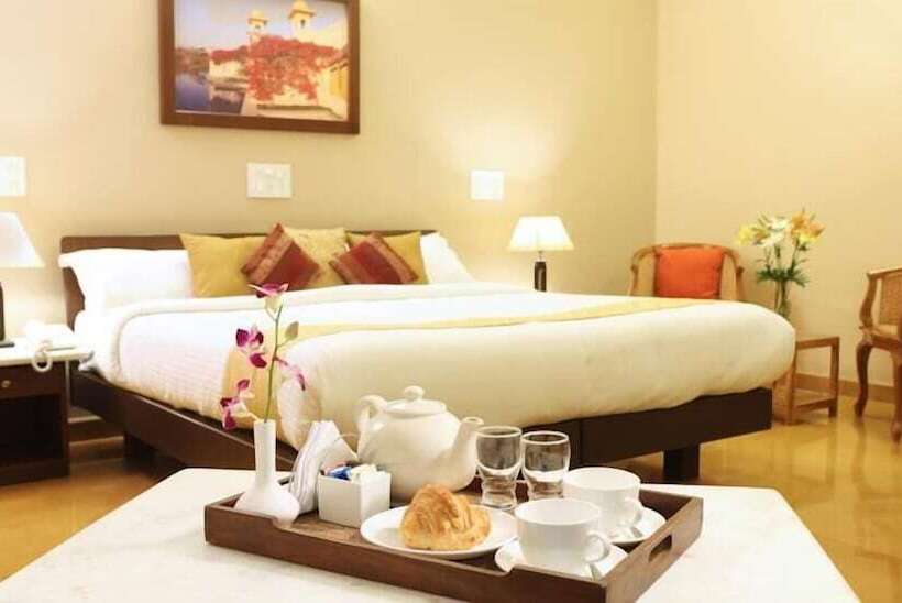 ホテル Hanu Reddy Residences Poes Garden