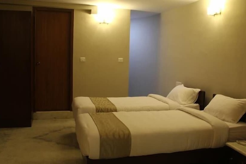 ホテル Hanu Reddy Residences Poes Garden