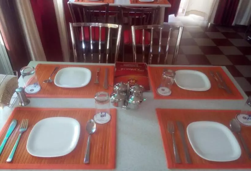 בית מלון כפרי Krishna Ji