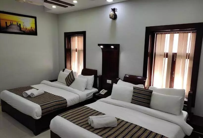 בית מלון כפרי Krishna Ji