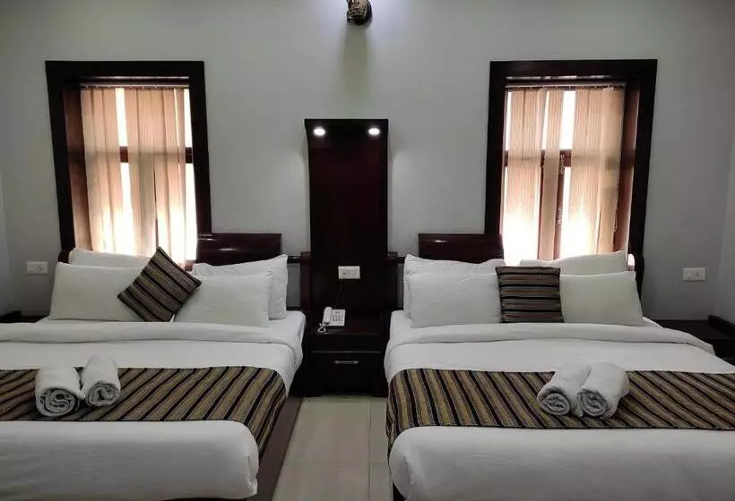 בית מלון כפרי Krishna Ji