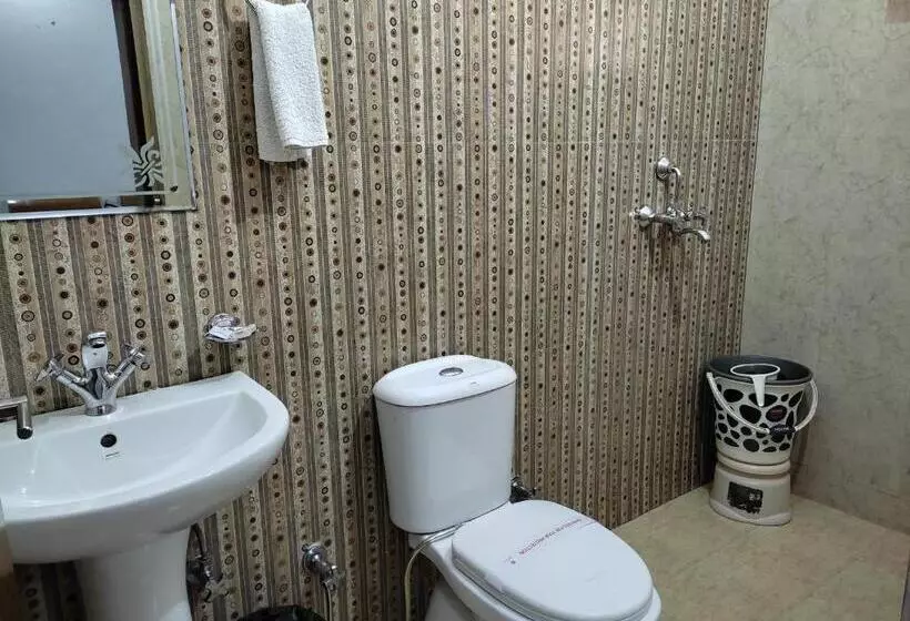 בית מלון כפרי Krishna Ji