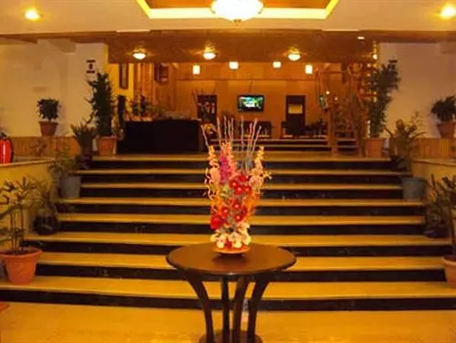 호텔 Pine Spring Pahalgam