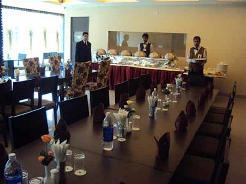 Hotelli Pine Spring Pahalgam