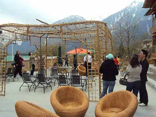 Hotelli Pine Spring Pahalgam