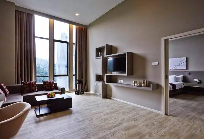 Hotel Qliq Damansara