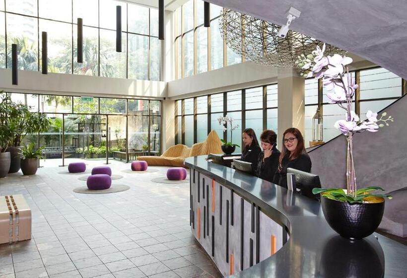 בית מלון כפרי Qliq Damansara