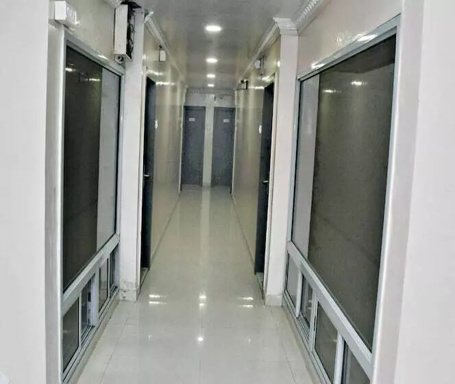 בית מלון כפרי Royal Enclave