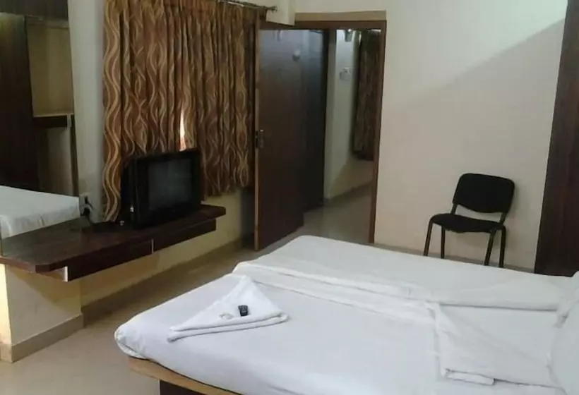 בית מלון כפרי Royal Enclave