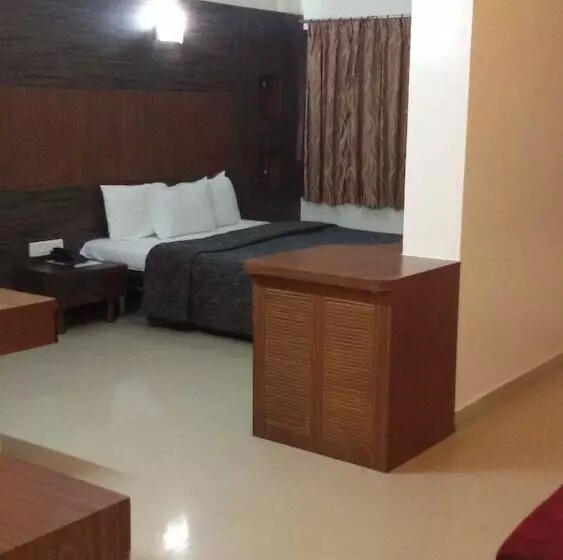 בית מלון כפרי Royal Enclave