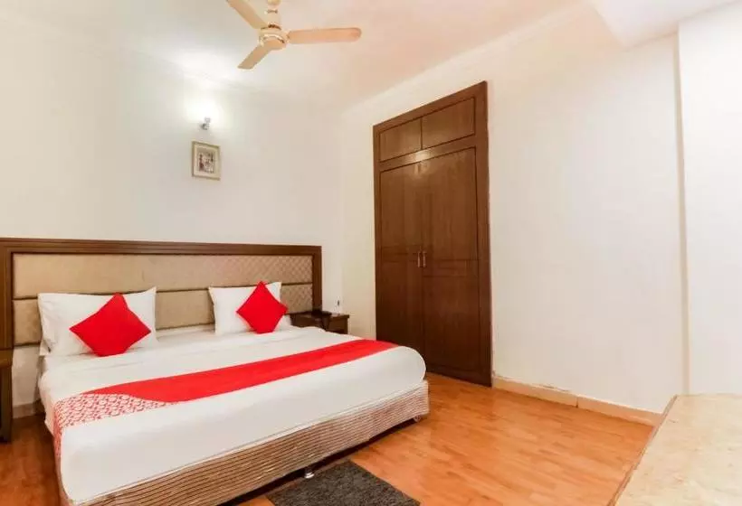 Capital O 49194 Hotel Sungreen