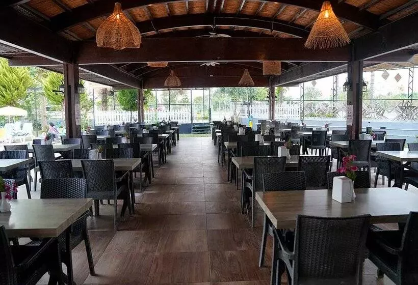 Irem Garden Hotel & Apartments