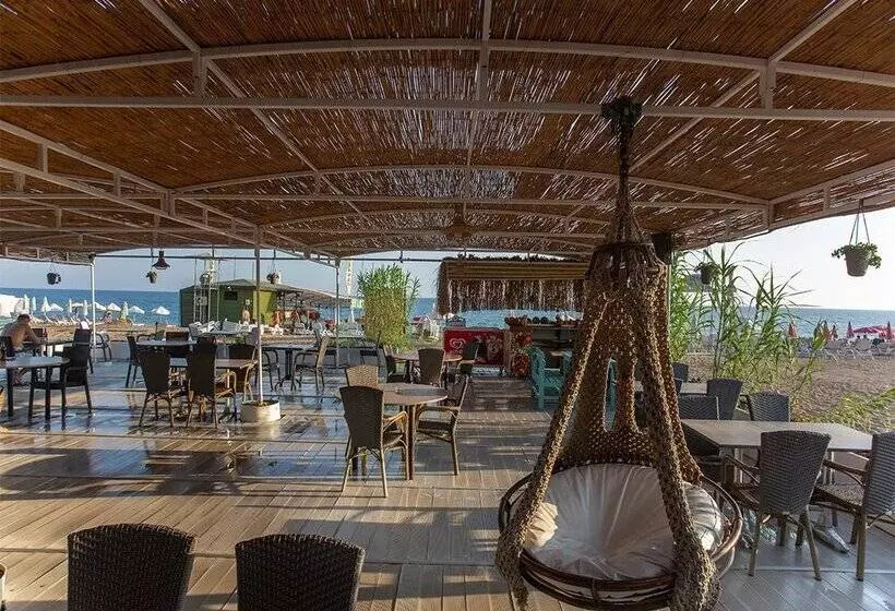 Irem Garden Hotel & Apartments