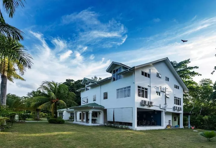 La Modestie Guest House