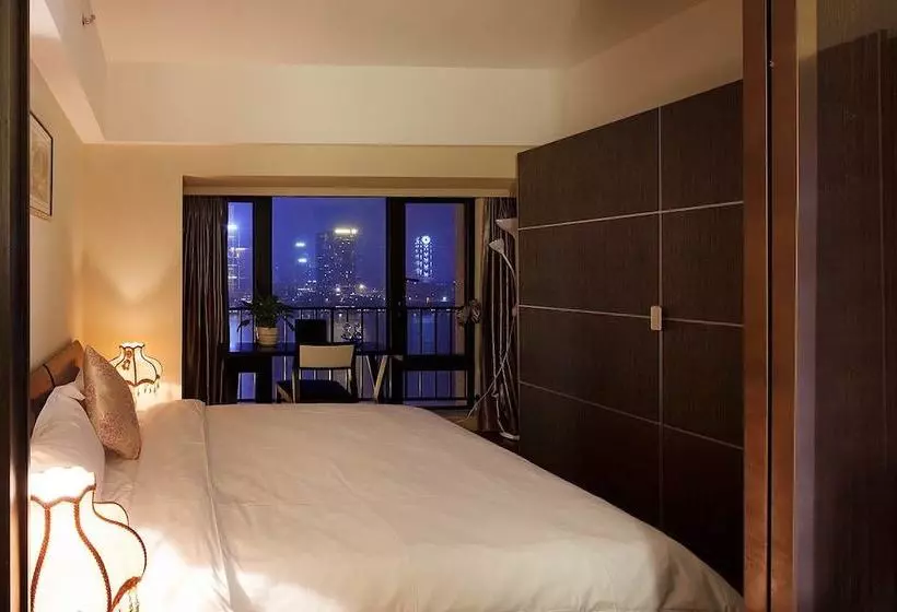 She&he Hotel Apartmentriver Class