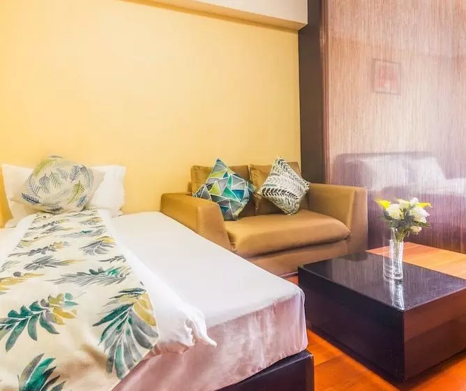 She&he Hotel Apartmentriver Class