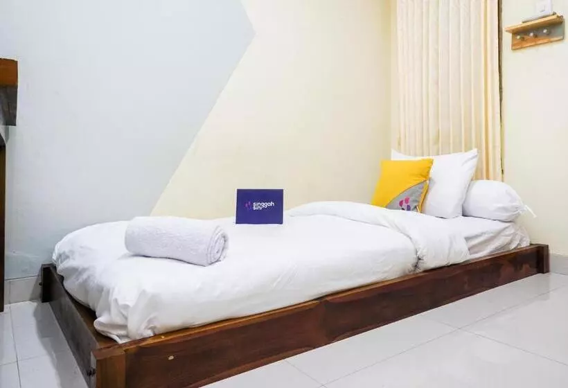 Hostel Singgahsini Jemursari