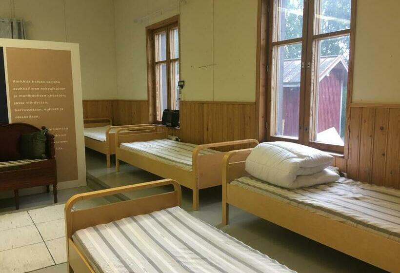 הוסטל Villa Facklan