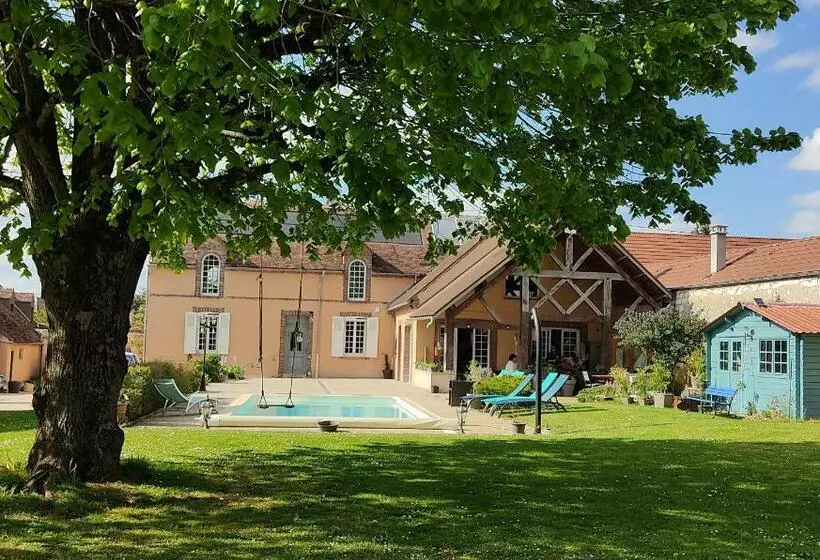 Aamiaismajoitus (B&B) Atelier Des Sens 89