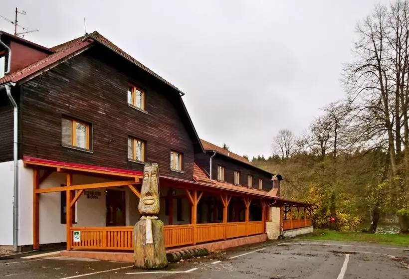 Balónový Hotel A Pivovar Radešín