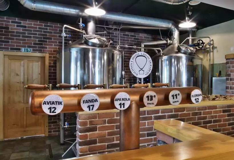 Balónový Hotel A Pivovar Radešín