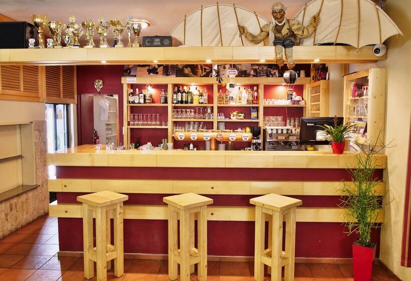 Balónový Hotel A Pivovar Radešín