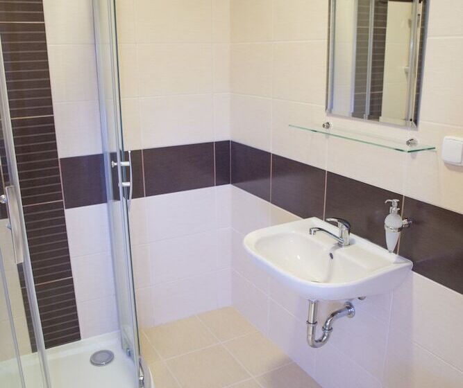 Balónový Hotel A Pivovar Radešín