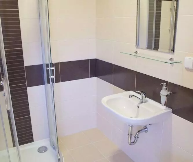 Balónový Hotel A Pivovar Radešín