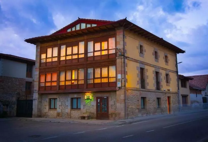 ホテル El Rincón De Las Merindades