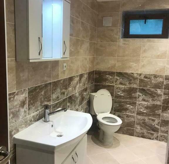 膳宿费 къща за гости при мама