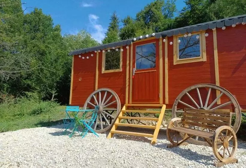 Majatalo Domaine De Rosière