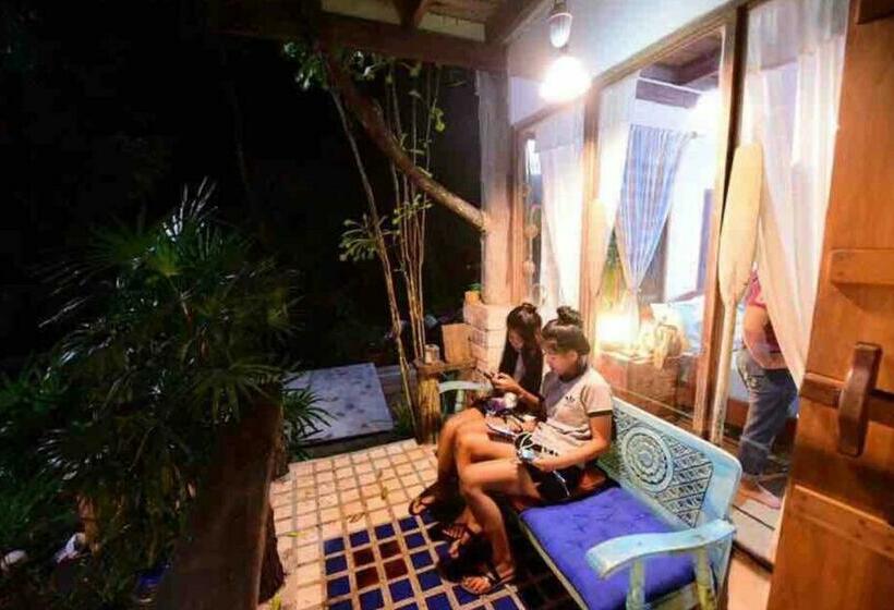 פנסיון Lanlay Home Stay Krabi