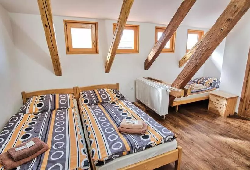 Majatalo Strnadovský Mlýn