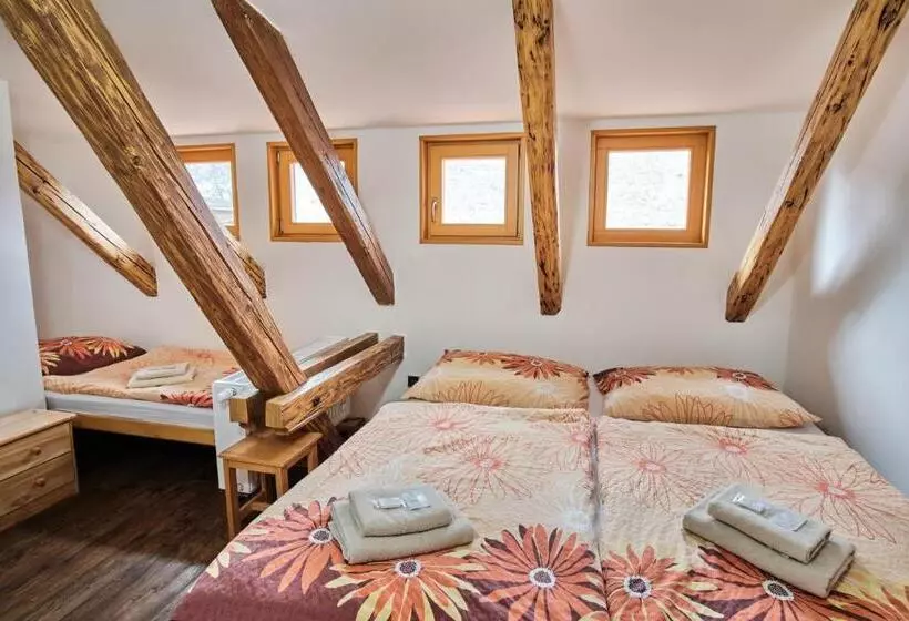 Majatalo Strnadovský Mlýn