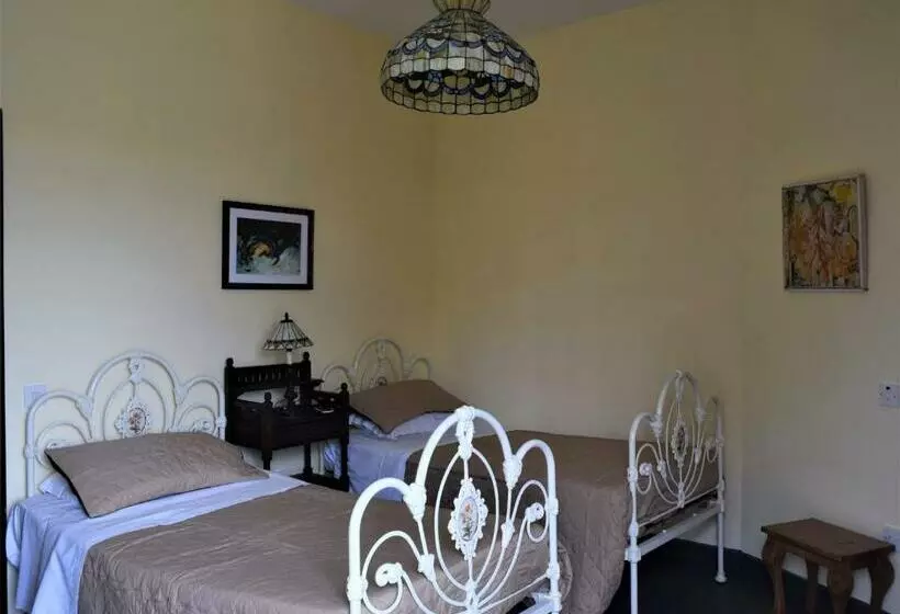 پانسیون Gmiel In Natura B&b