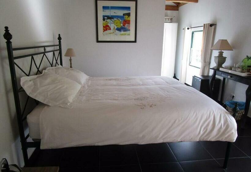 Vila Holanda Bed & Breakfast