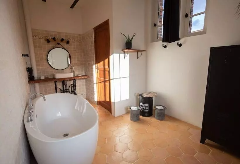 ベッドアンドブレックファースト La Ferme Du P Tit Colibri