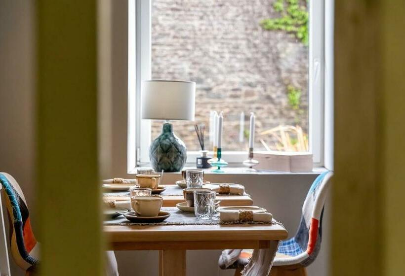 Bed and Breakfast Maison Alfred Et Agatha