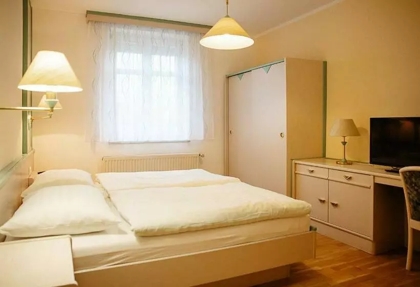 Hotelli Gasthof Schattleitner