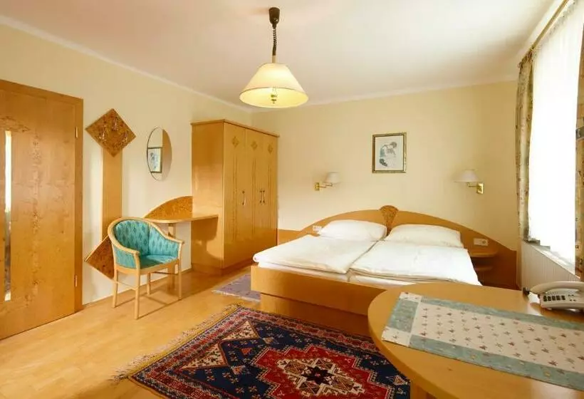 Hotelli Gasthof Schattleitner