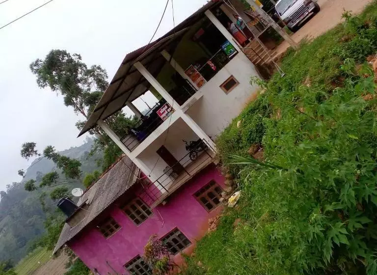 ペンション ආසිරි රිවර් සයිඩ් ගෙස්ට්