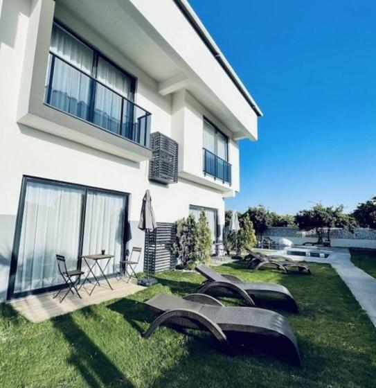 استراحتگاه Side Mira Palace & Spa