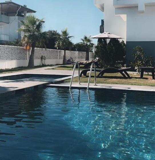 استراحتگاه Side Mira Palace & Spa