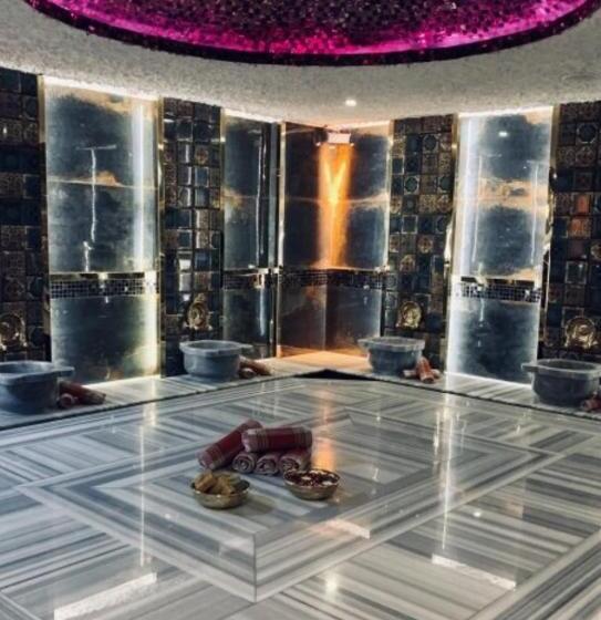 استراحتگاه Side Mira Palace & Spa