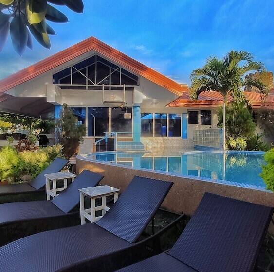 Seaview Beach Resort