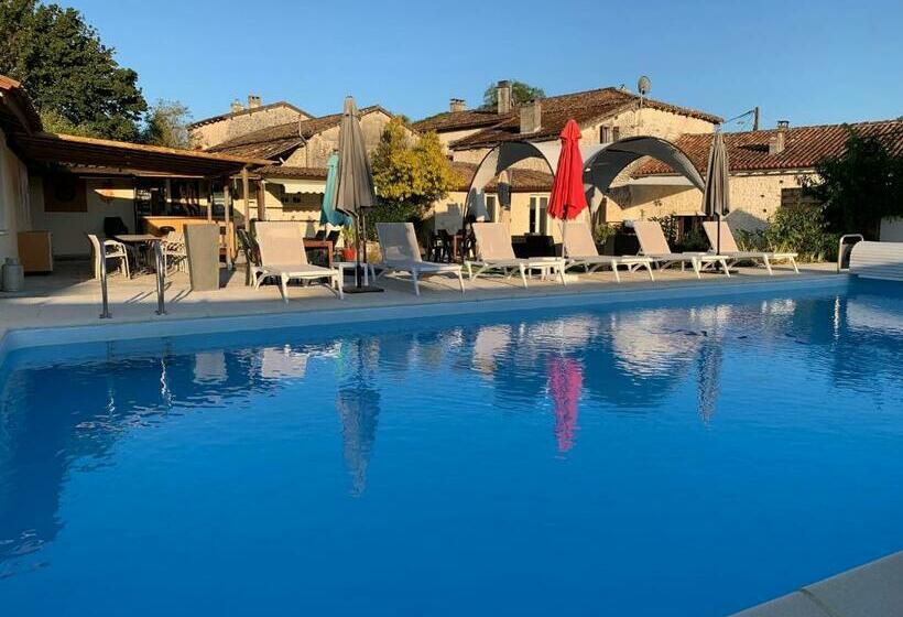 مبيت وإفطار Le Jardin Des Hirondelles