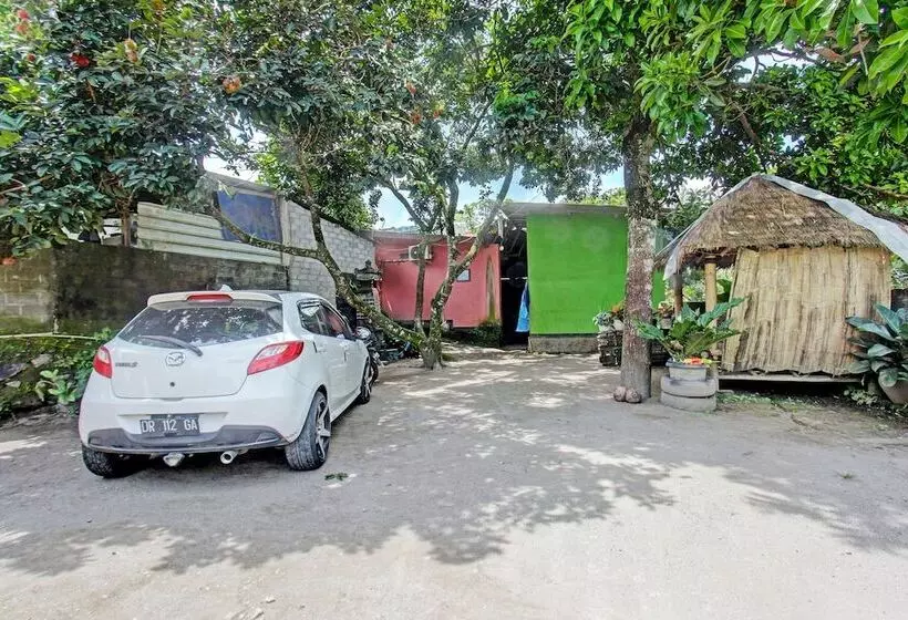 Hotelli Spot On 92149 Ashooy Homestay