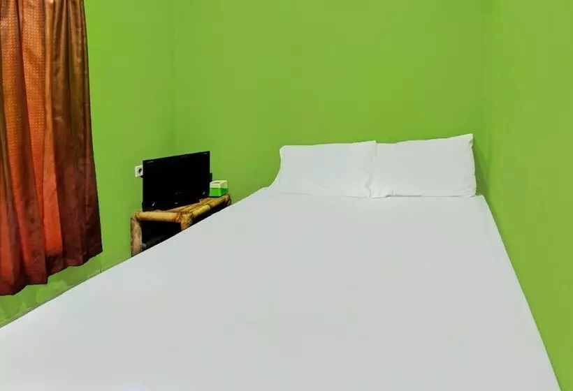 Hotelli Spot On 92149 Ashooy Homestay